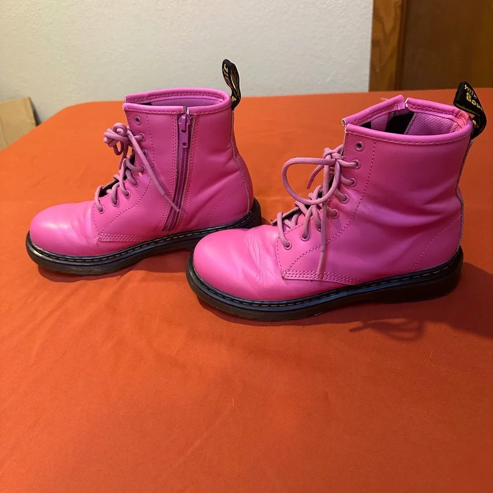Dr. Martens Pink Leather Ankle Boots Kids Girls Youth Zip Up Lace Up‎